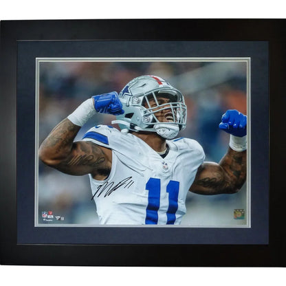 Micah Parsons autographed deluxe framed 16x20 photo in black frame