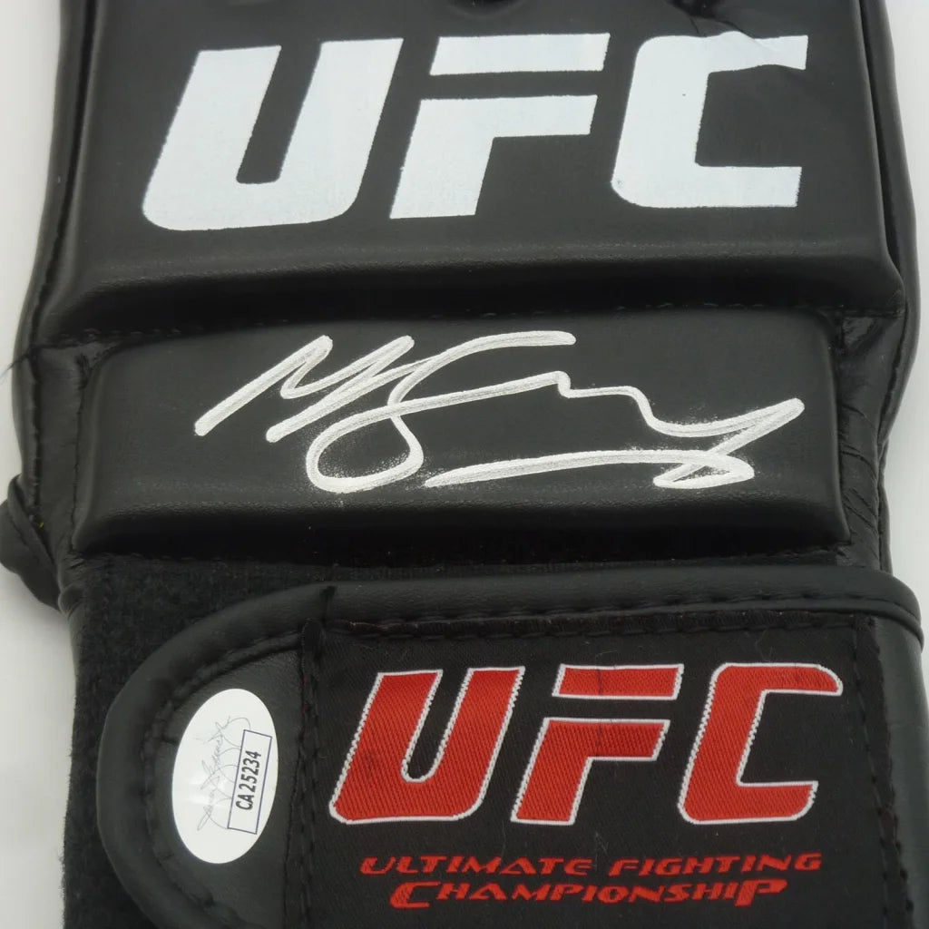 Michael Bisping autographed black UFC fighting glove with JSA