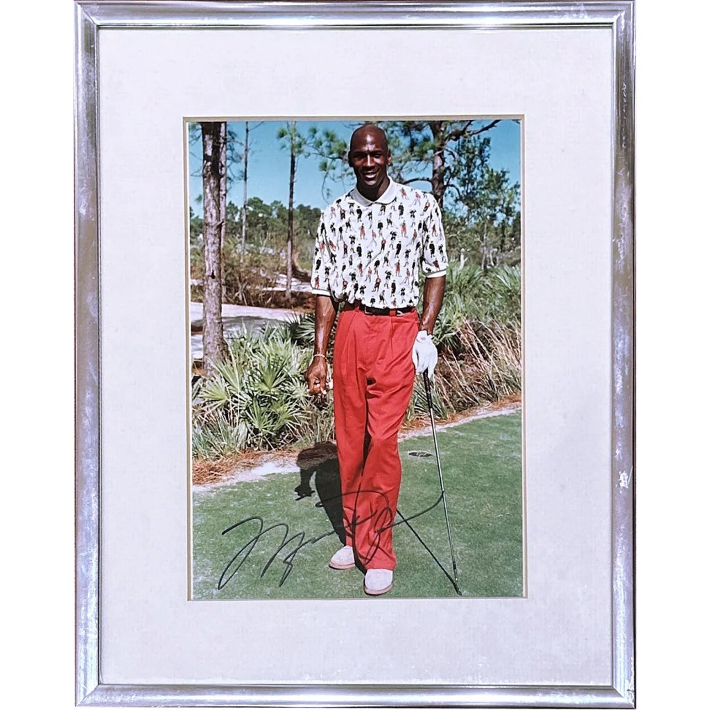 Michael Jordan autographed Chicago Bulls deluxe framed 6x9 photo