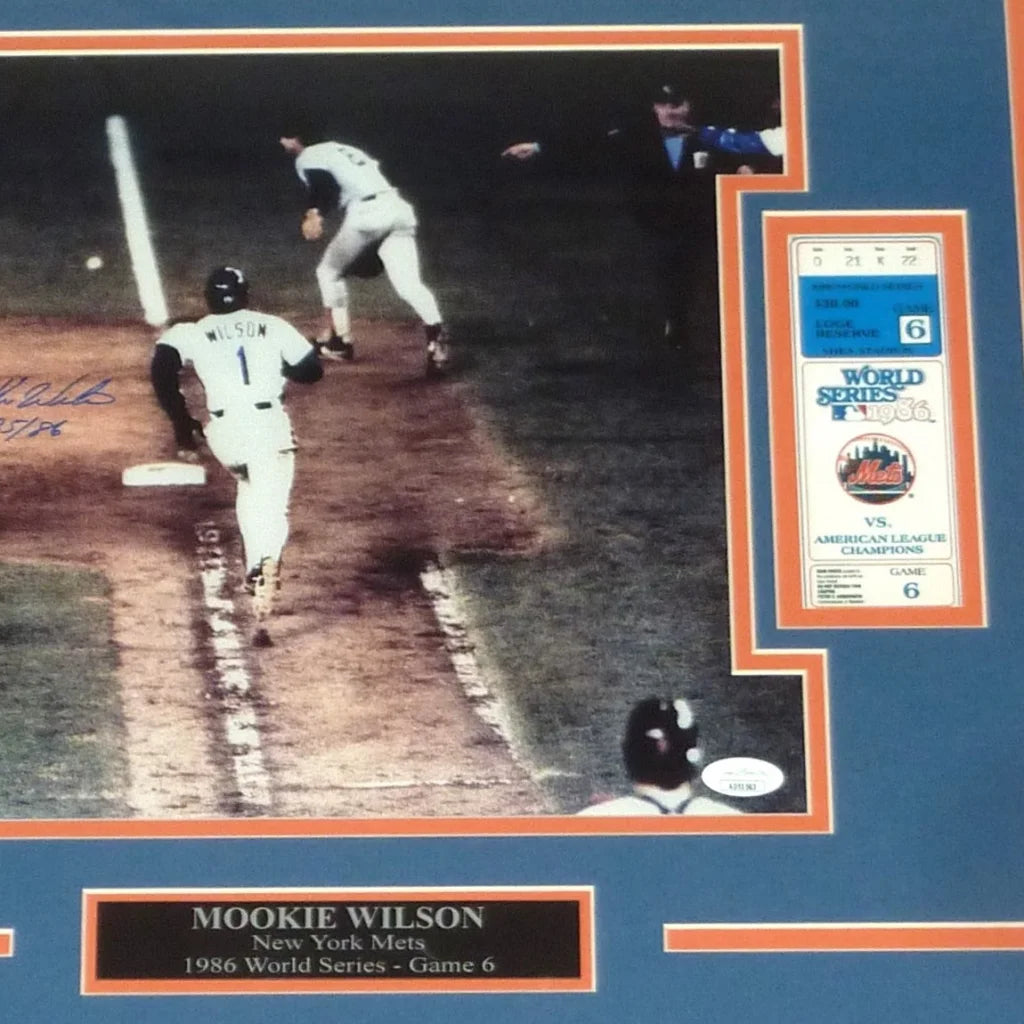 Mookie Wilson autographed deluxe framed 1986 World Series photo