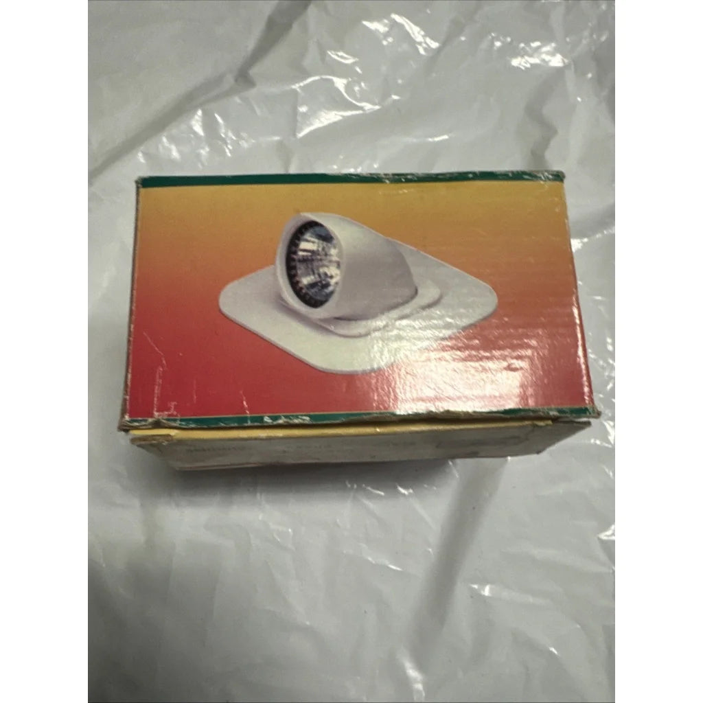ND-303 low voltage halogen recessed light fixture with white spotlight base