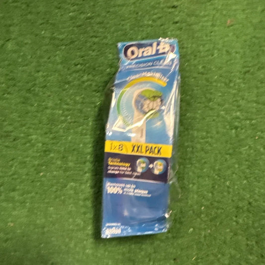 Oral-B Precision Clean replacement electric toothbrush heads, pack of 8