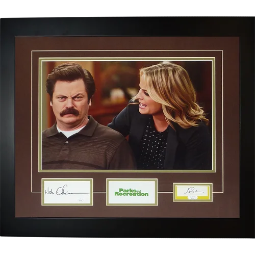 Deluxe framed signed photo of Nick Offerman and Amy Poehler