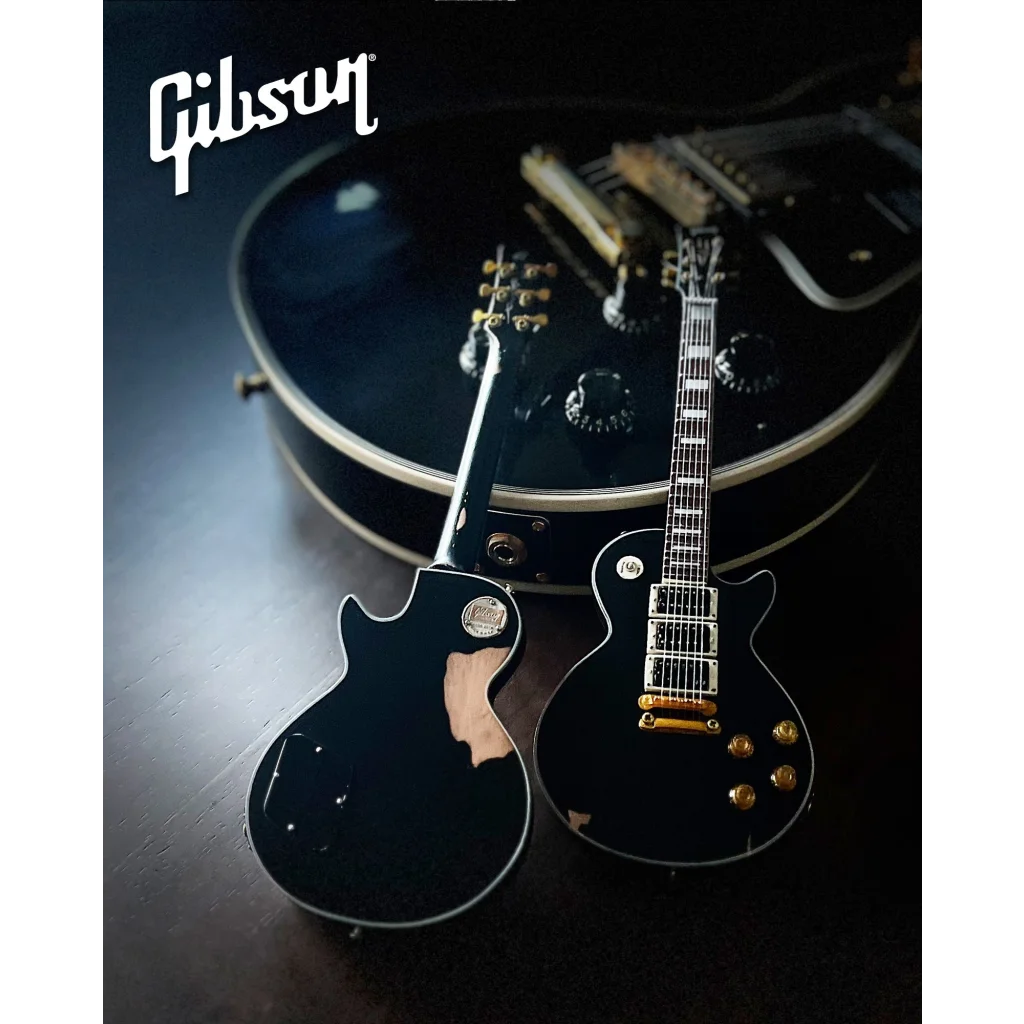 Peter Frampton Gibson Les Paul mini guitar by Axe Heaven, black with gold hardware