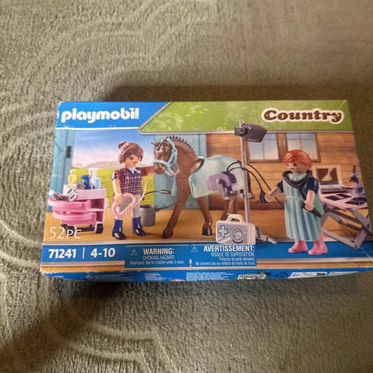 Playmobil 71241 country horse veterinarian building set with horse and figurines