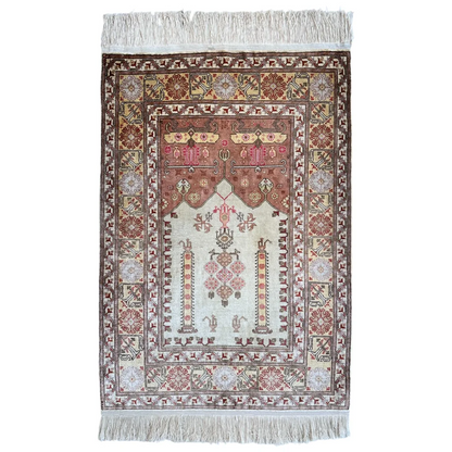 Vintage 1980s pure silk Turkish Kayseri rug, full view, intricate geometric floral patterns, shimmering pile