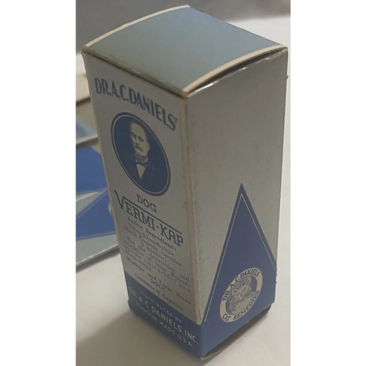 Rare Antique Vintage 1950s Dr A. C. Daniels Dog Vermi-Kap Medicine Box USA 🏛️! Advertisements Medicine: A True