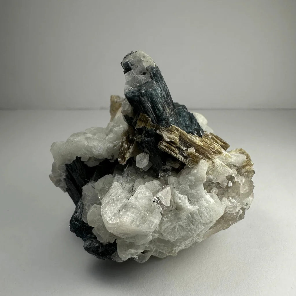 Rare green tourmaline on quartz from Albite Brazil