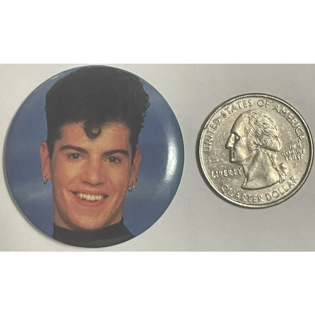 Circular vintage NKOTB pin showcasing a smiling Jordan Knight in close up