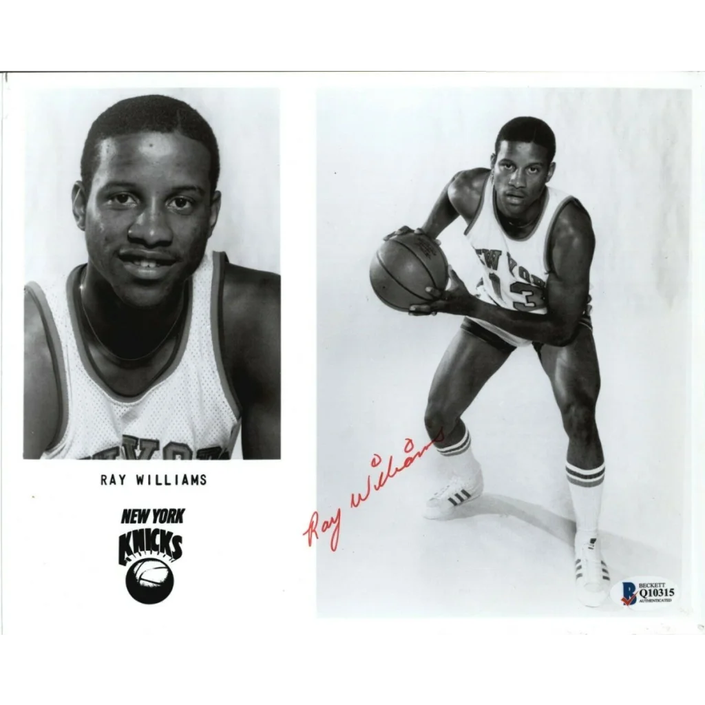 Black and white Ray Williams York Knicks signed team photo