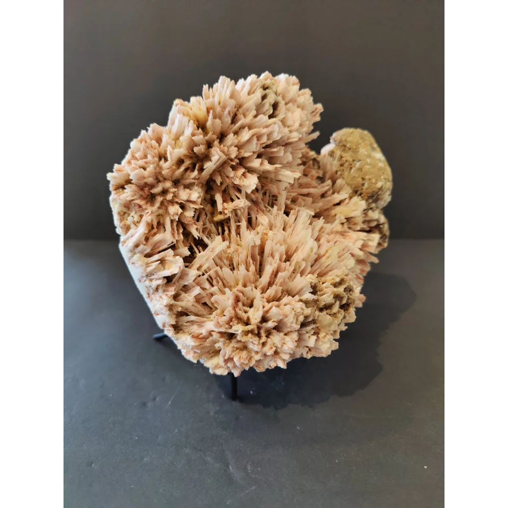 Red mordenite with stilbite specimen: pale pink beige spiky crystals, 1425g