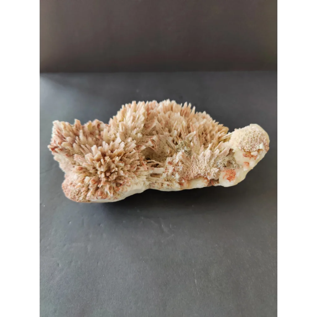 Red mordenite with stilbite specimen 945g spiky creamy white crystals