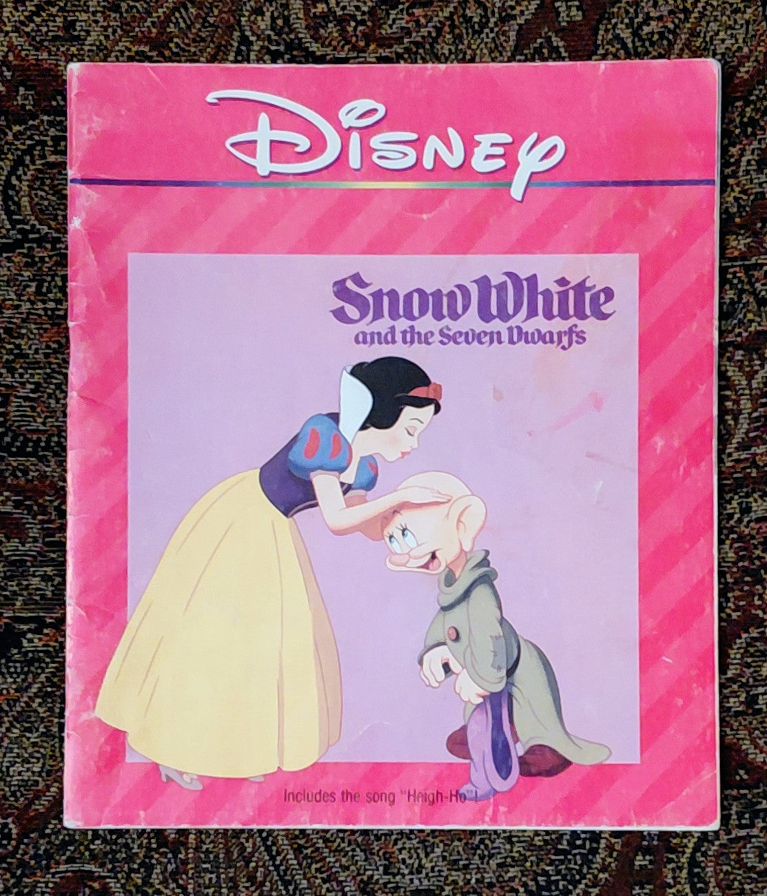 Disney Read-Along Book - Snow White and the Seven Dwarfs