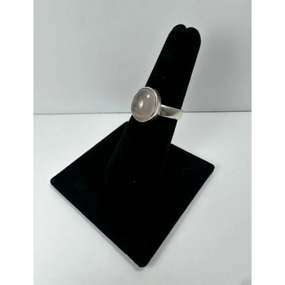 Sparkling rose quartz ring in sterling silver with oval moonstone