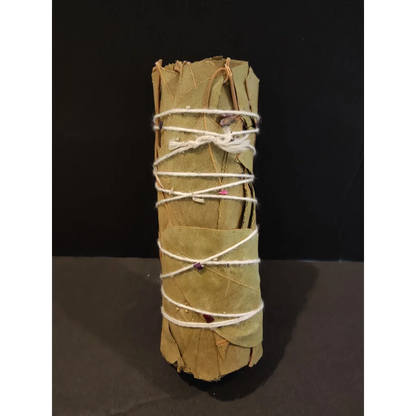 4-inch sage bundle smudge stick of dried light green leaves tied with white twine