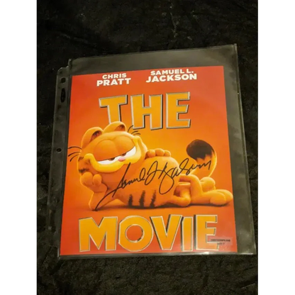 Autographed 8x10 photo of Samuel L Jackson from Garfield Movie with Chris Pratt