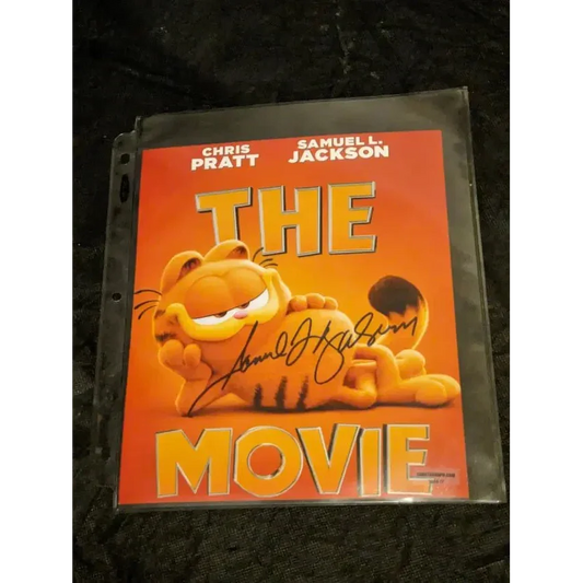 Autographed 8x10 photo of Samuel L Jackson from Garfield Movie with Chris Pratt