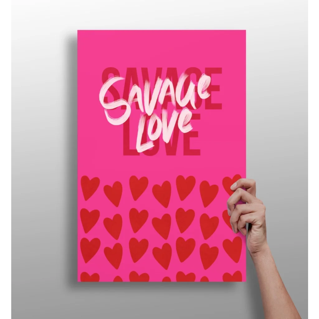 Vibrant Savage Love insigne aluminum print with red hearts