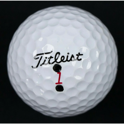 Sergio Garcia player used Titleist golf ball with dimples and number 1