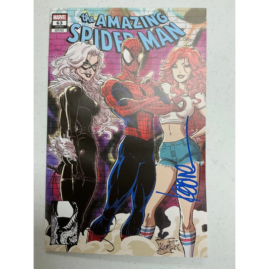 Signed Kaare Andrews Spider-Man comic with Black Cat and Mary Jane from Unknown Comics