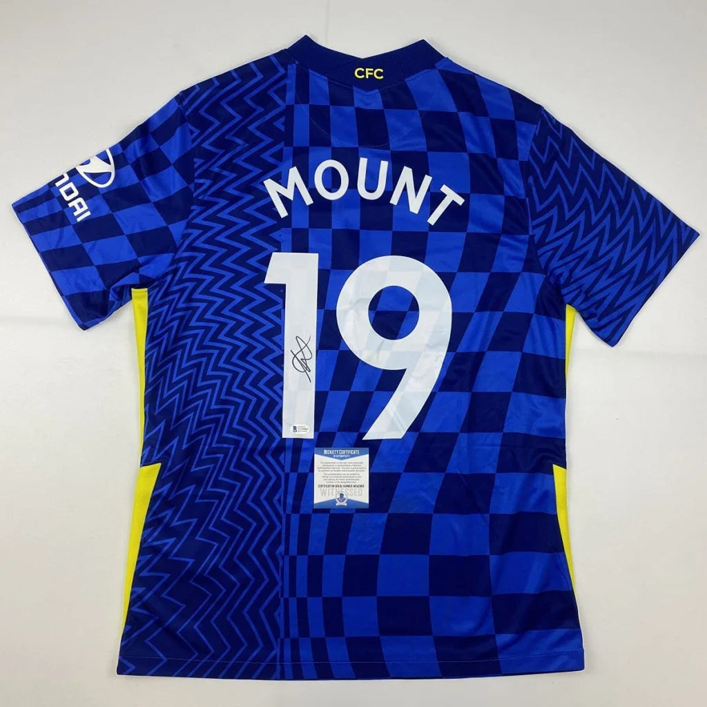 Signed Mason Mount Chelsea jersey, blue white checkered #19