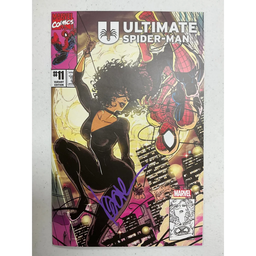 Signed Kaare Andrews Ultimate Spider-Man comic with Black Cat, exclusive variant edition
