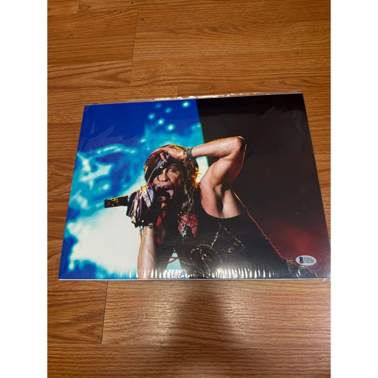 Steven Tyler signed 11x14 photo with Beckett authentication
