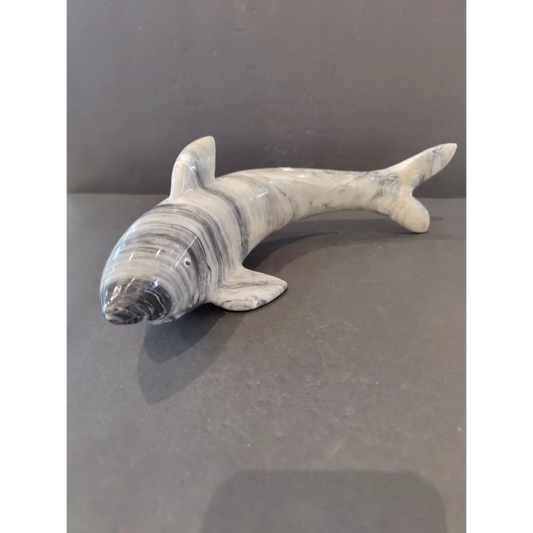 Stunning 30cm onyx shark carving sculpture in gray stripes
