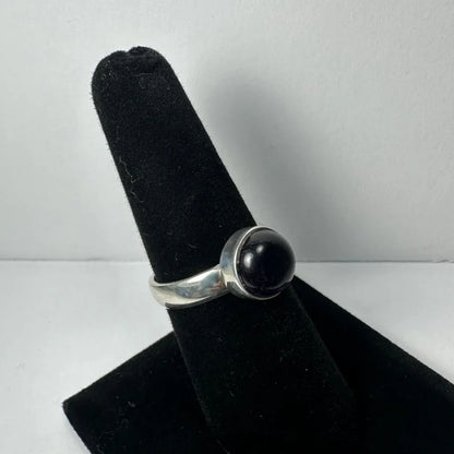 Sleek silver amethyst ring with stunning purple gemstone