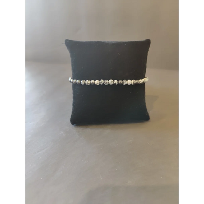Stunning beaded stone bracelet with 4mm natural speckled black and white gem beads