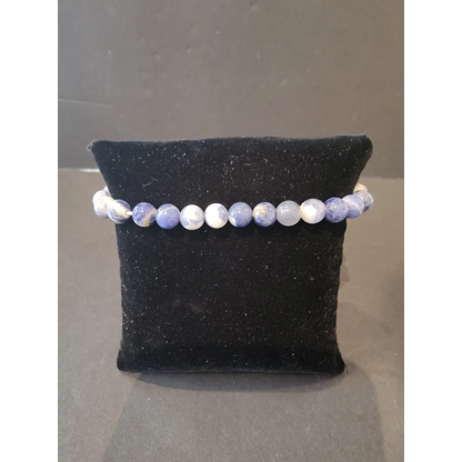 Stunning 6mm beaded stone bracelet with lavender sodalite gems