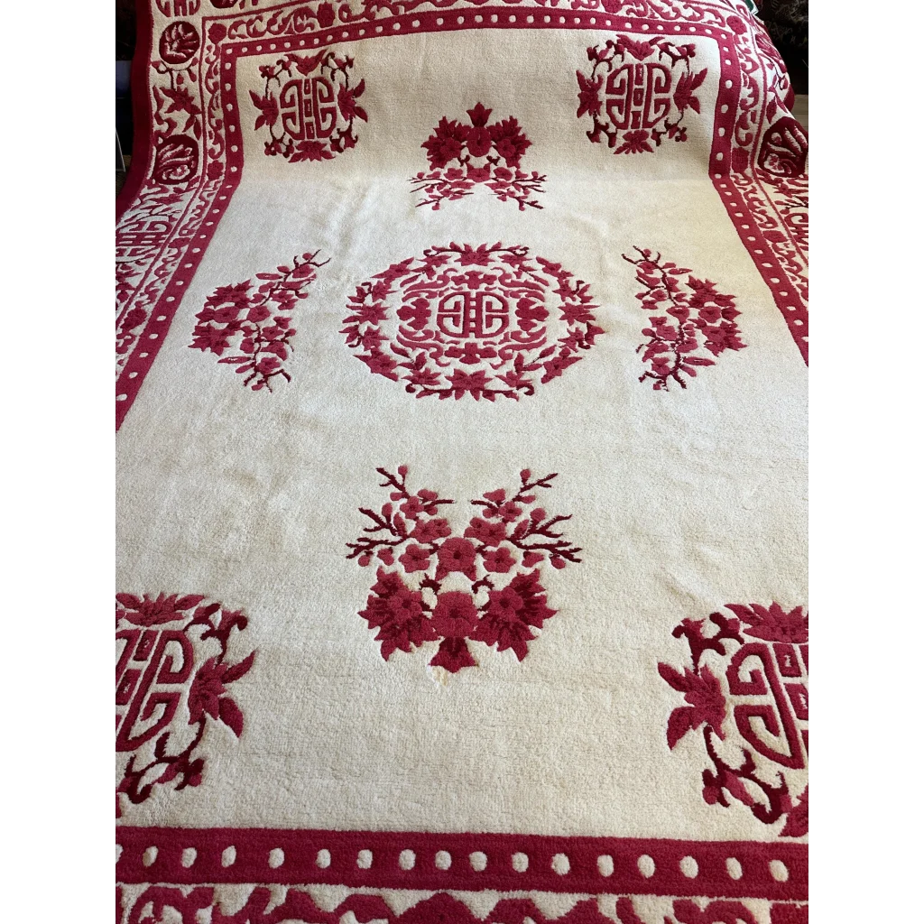 Beige Chinese Art Deco wool rug with red floral motifs, full view, hand-knotted 100% wool India