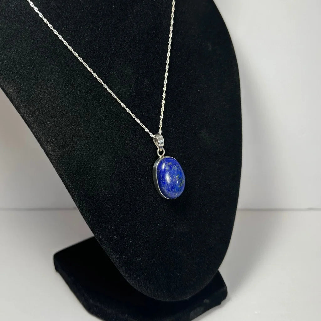 Stunning deep blue lapis lazuli pendant in sterling silver chain