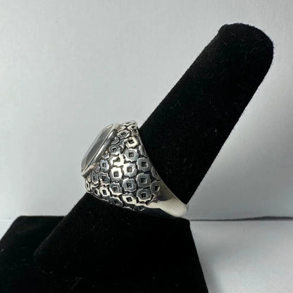 Stunning geometric silver rose quartz ring with faceted stone