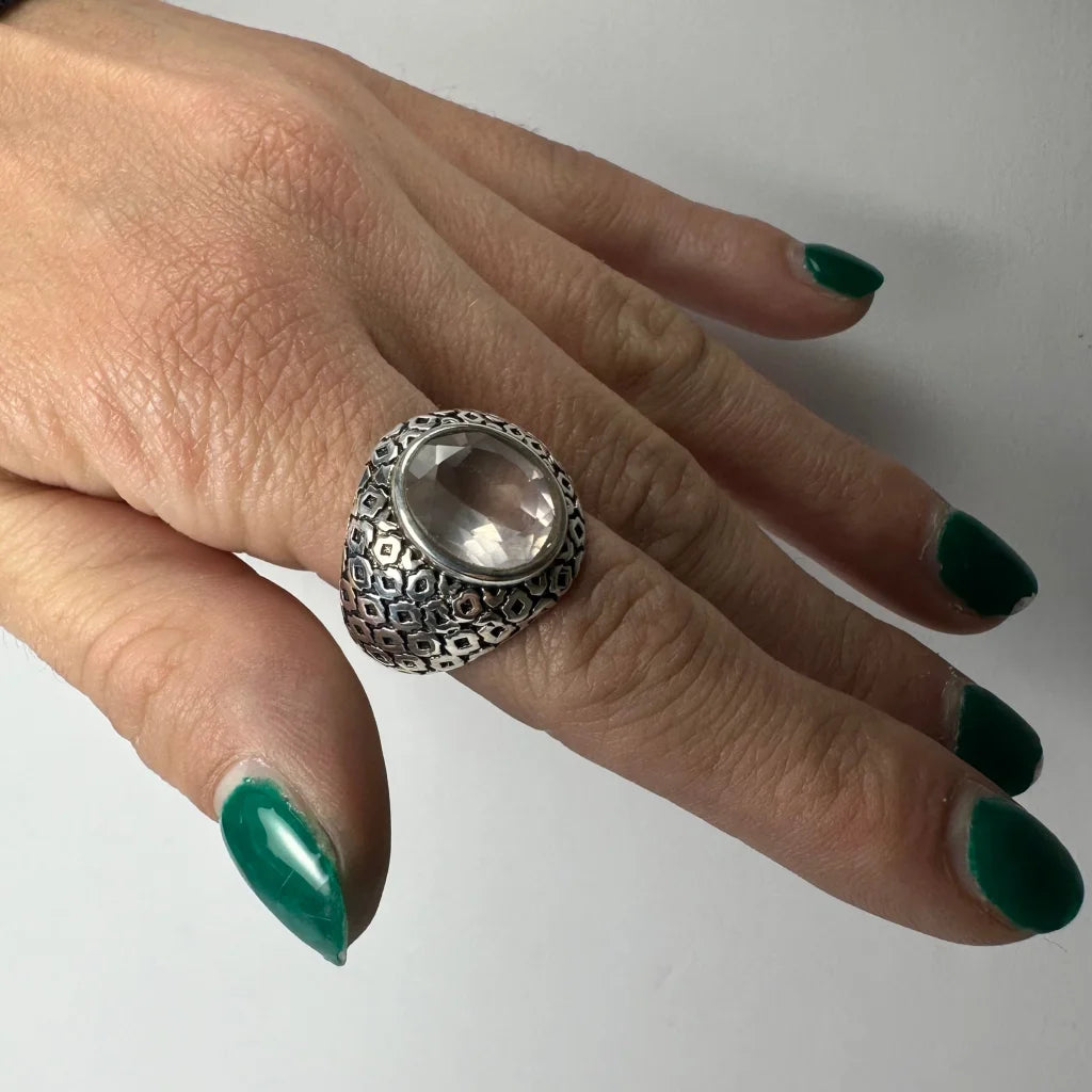 Stunning geometric silver quartz ring with oval faceted clear quartz stone