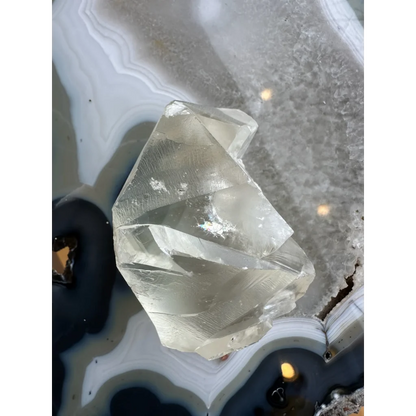 Stunning golden calcite crystal from India, 513g natural gem on agate