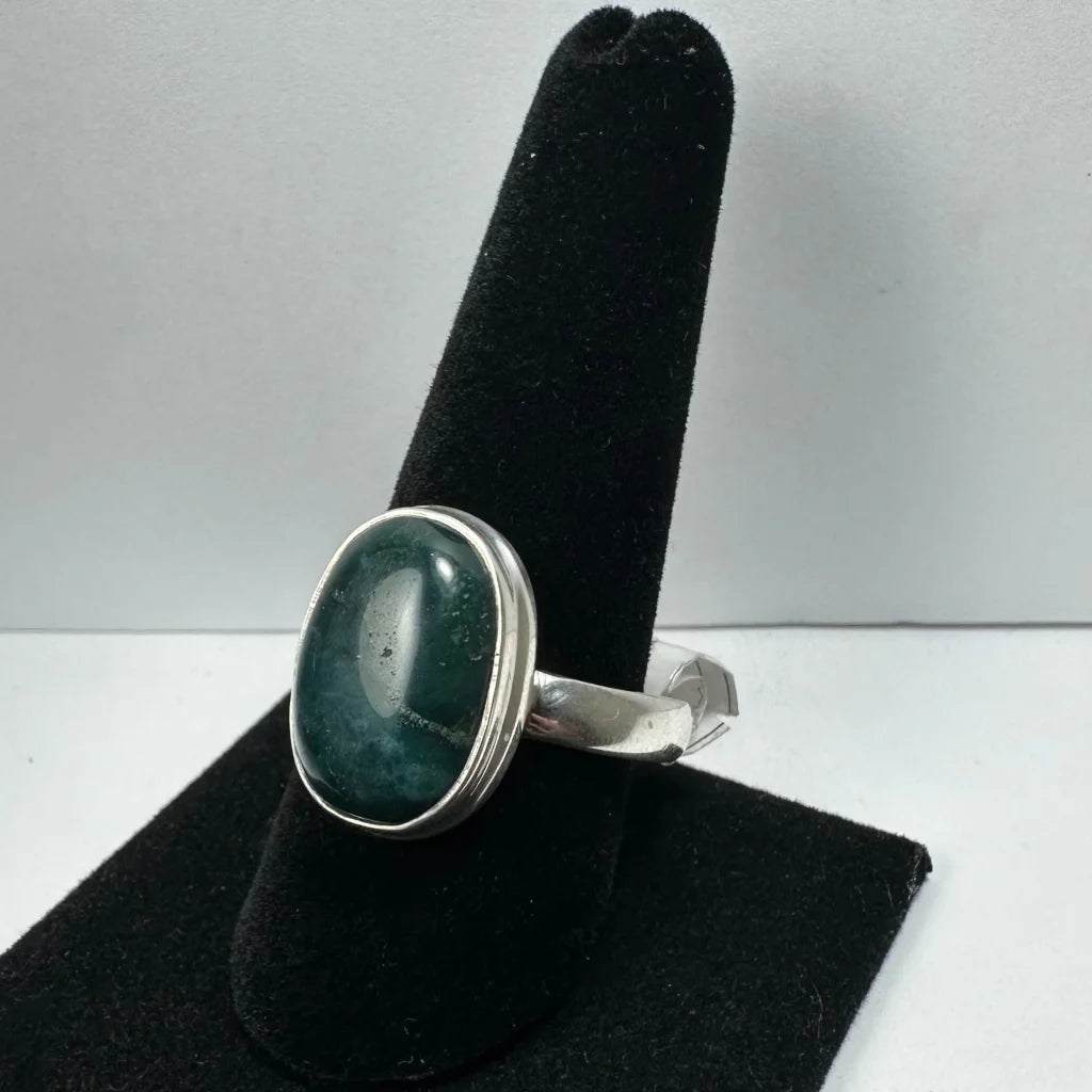 Stunning green serpentine ring in sterling silver, size 13, with oval aventurine stone