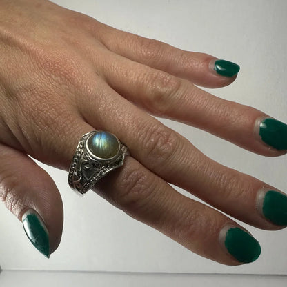 Stunning silver labradorite ring with iridescent blue-green glow