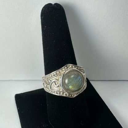Stunning labradorite ring with iridescent blue green glow