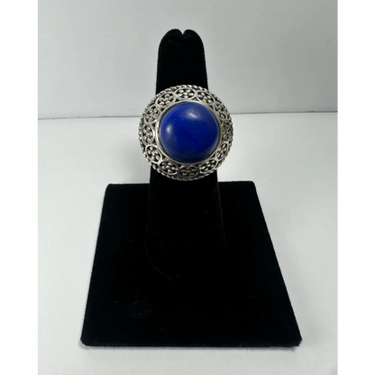 Stunning lapis lazuli ring in sterling silver filigree with vibrant blue stone