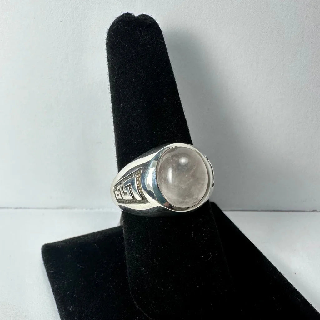 Stunning sterling silver moonstone ring with geometric details