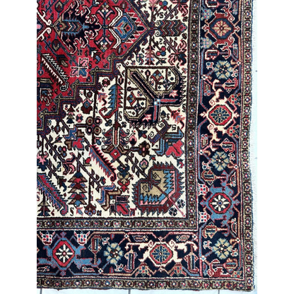 Stunning Persian Heriz rug with geometric medallion design