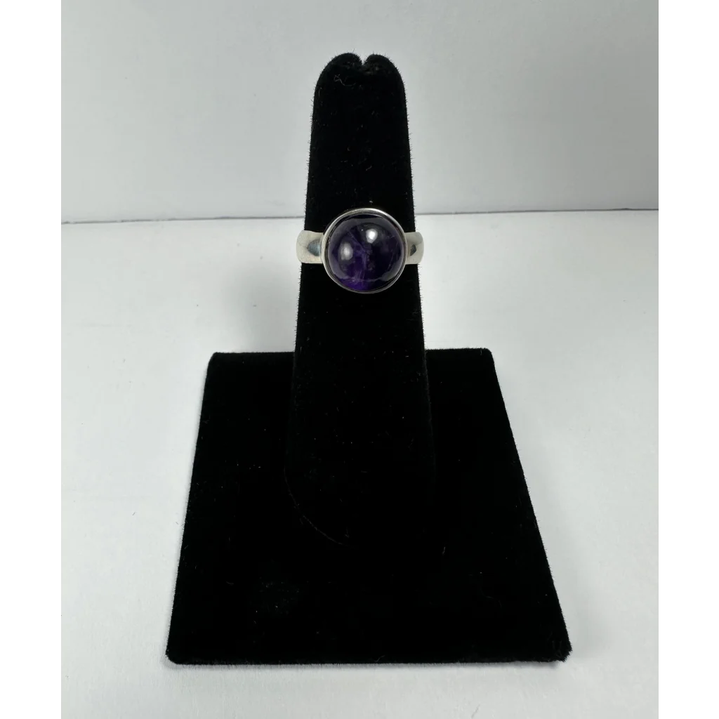 Stunning amethyst ring in sterling silver with purple gemstone