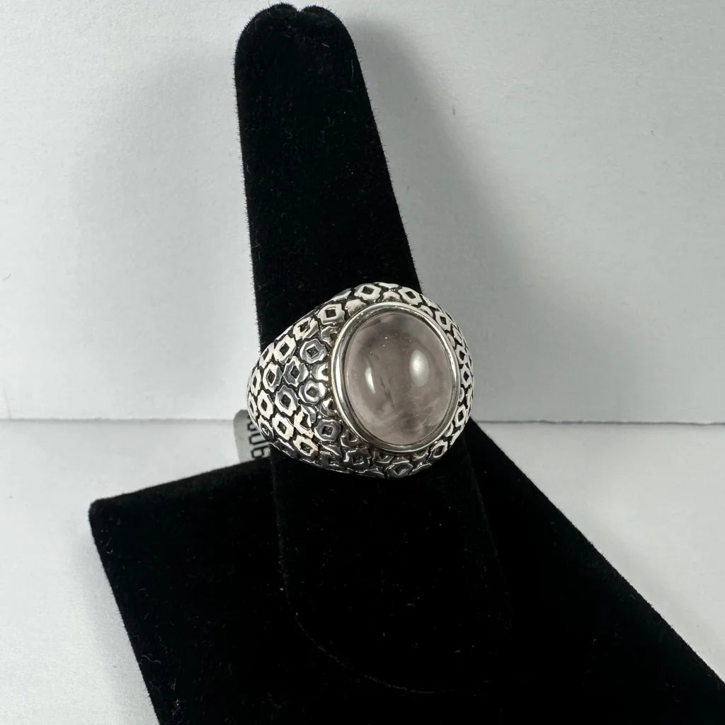 Stunning rose quartz ring in silver filigree band with oval stone