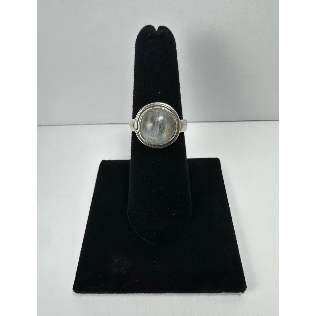 Stunning sterling silver moonstone ring with bezel-set quartz stone