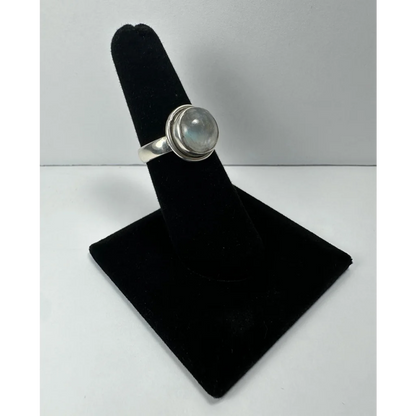 Stunning sterling silver moonstone ring with bezel-set round stone