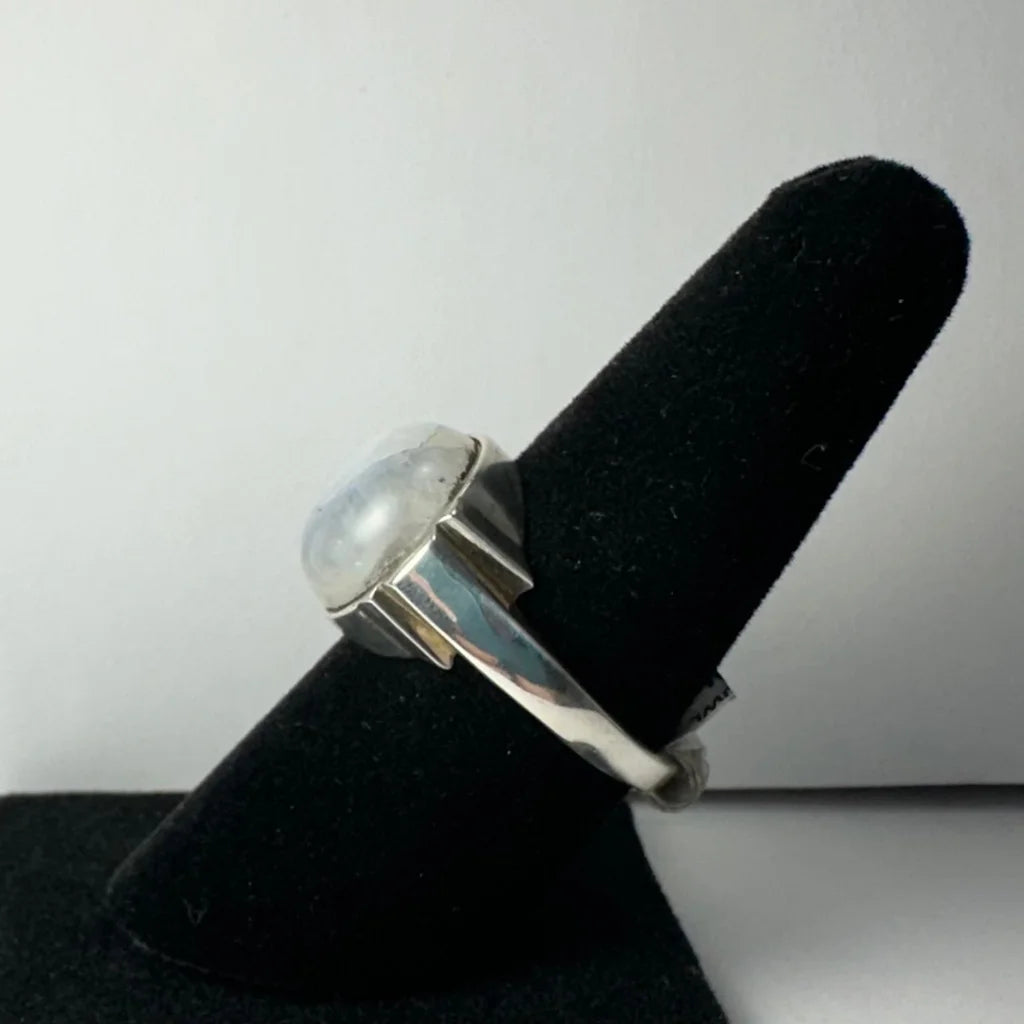 Stunning sterling silver moonstone ring with oval iridescent glow