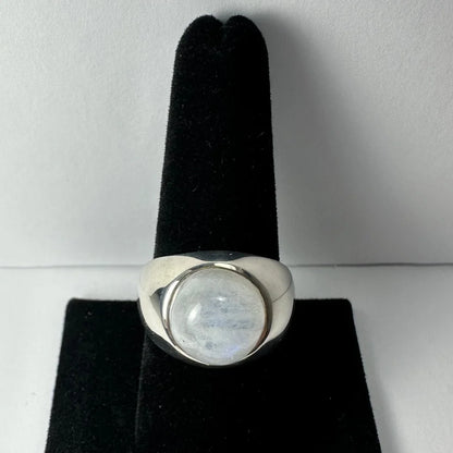 Sleek silver moonstone ring with iridescent glow