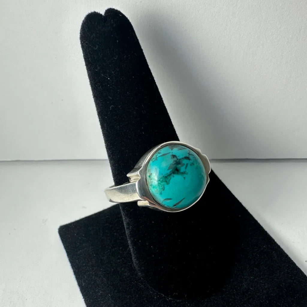 Stunning sterling silver turquoise ring with oval matrix stone