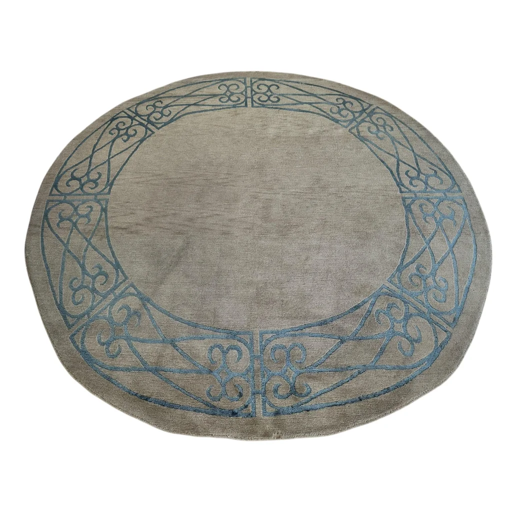 Stunning Tibetan rug with intricate blue border design